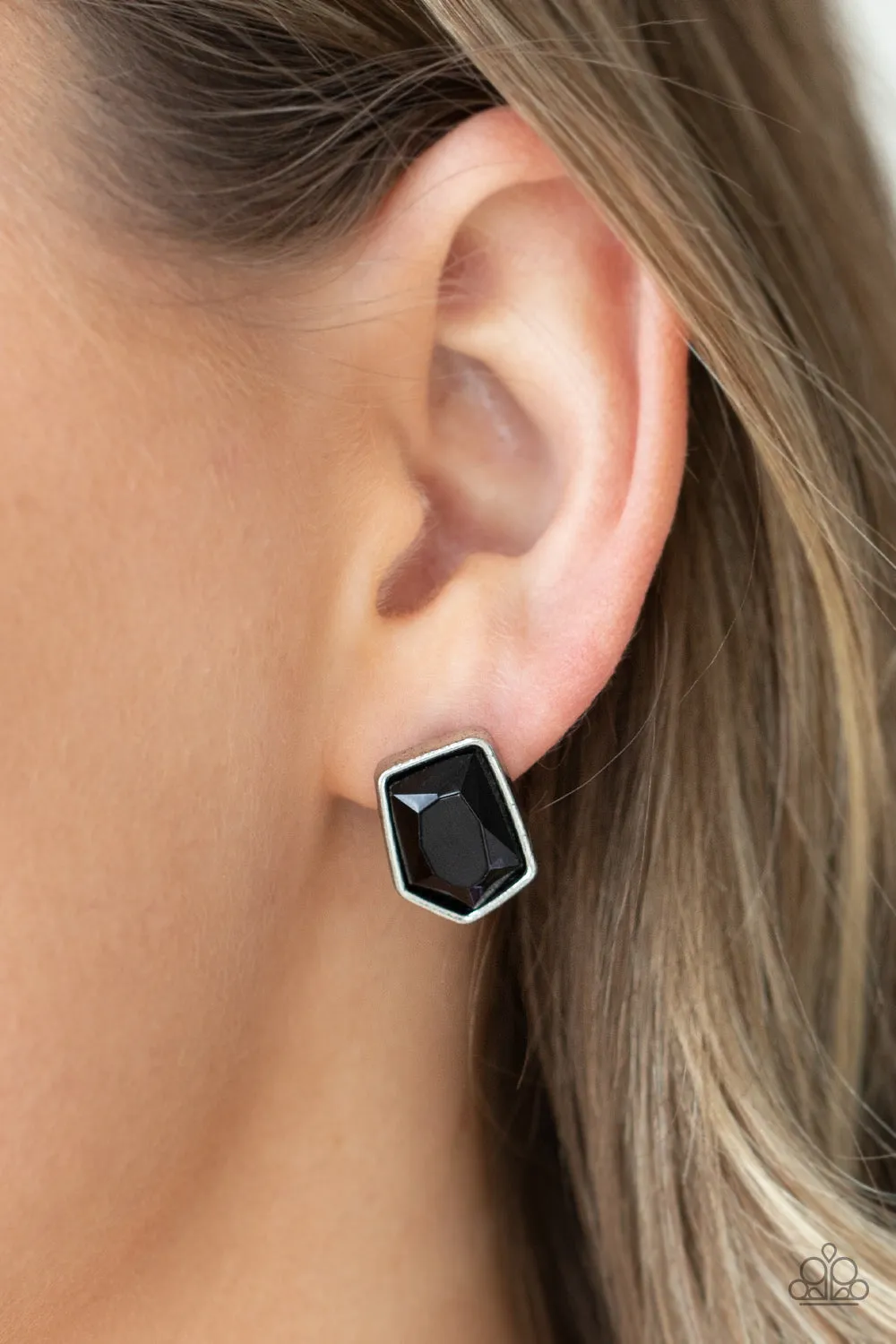 Indulge Me - Black Paparazzi Accessories